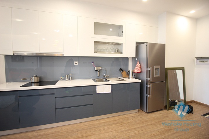 Nice one bedroom apartment for rent in Vinhome Metropolis, Ba Dinh district, Ha Noi